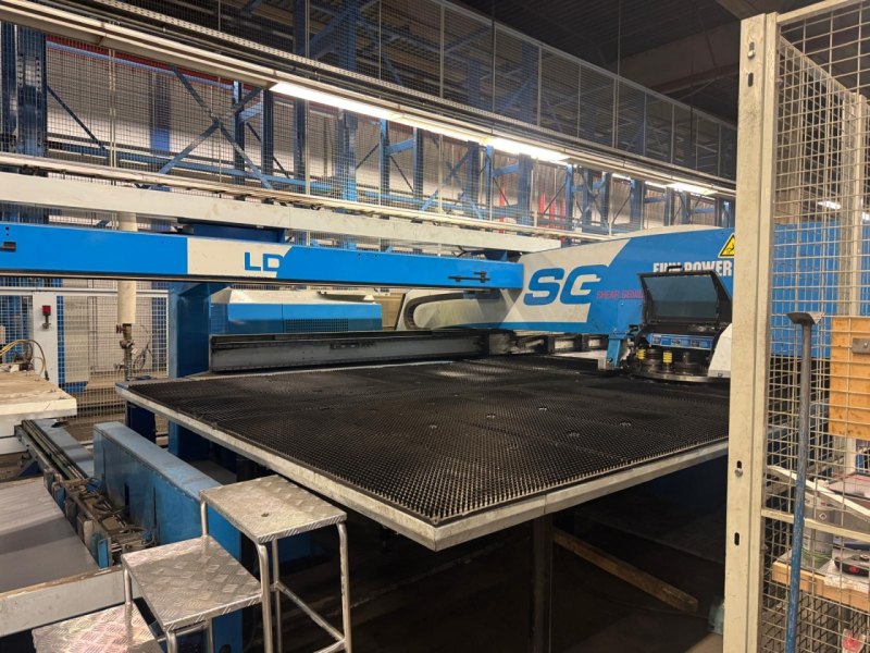 Punching machine Finn-Power SG8 2006
