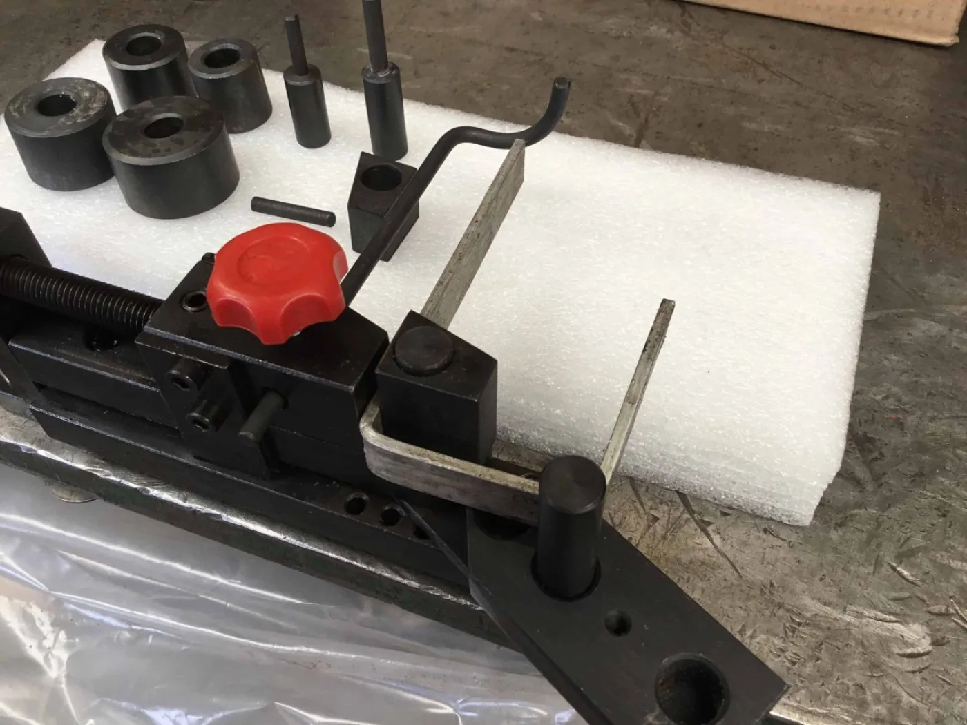 WNS Universal Mini Bar Bender - WNS - W. Neal Services Ltd - 5