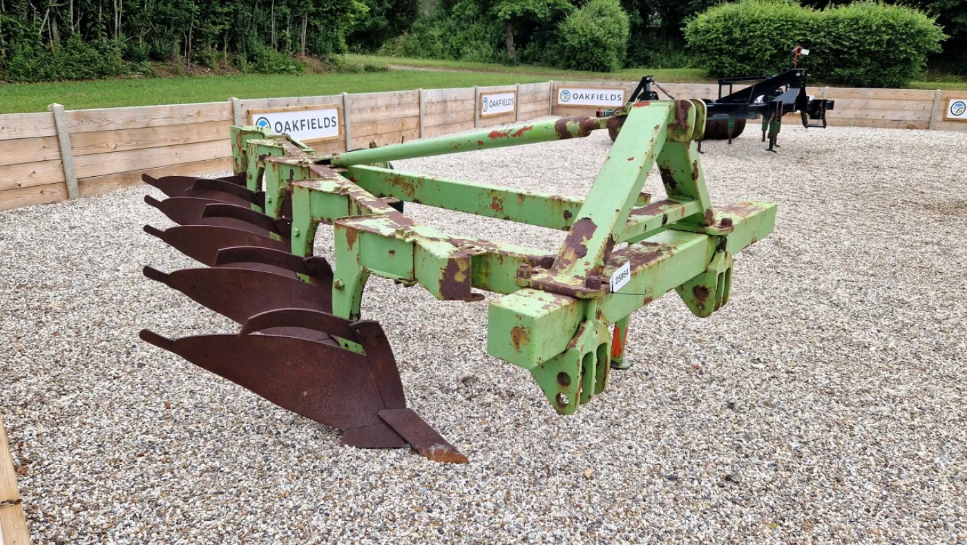 Dowdeswell DP5 5 Furrow Conventional Plough - 1