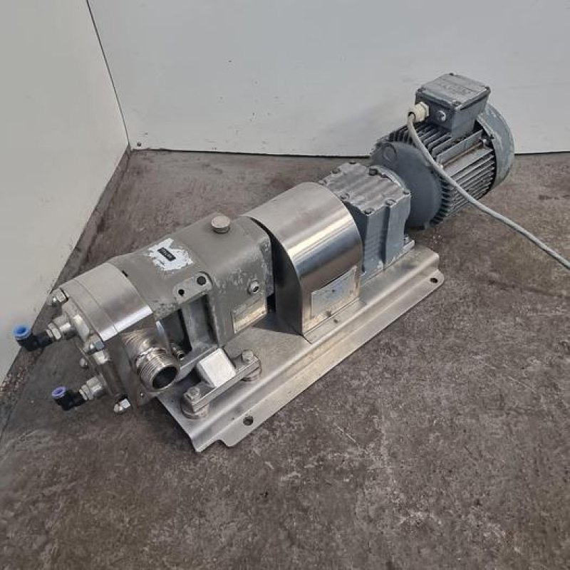 SEW Lobe Pump