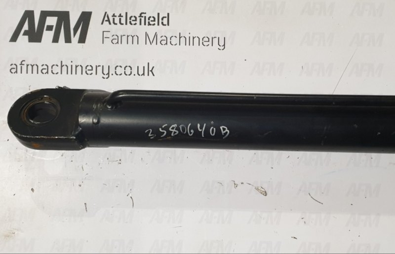 Spearhead Dipper Ram - 3580640