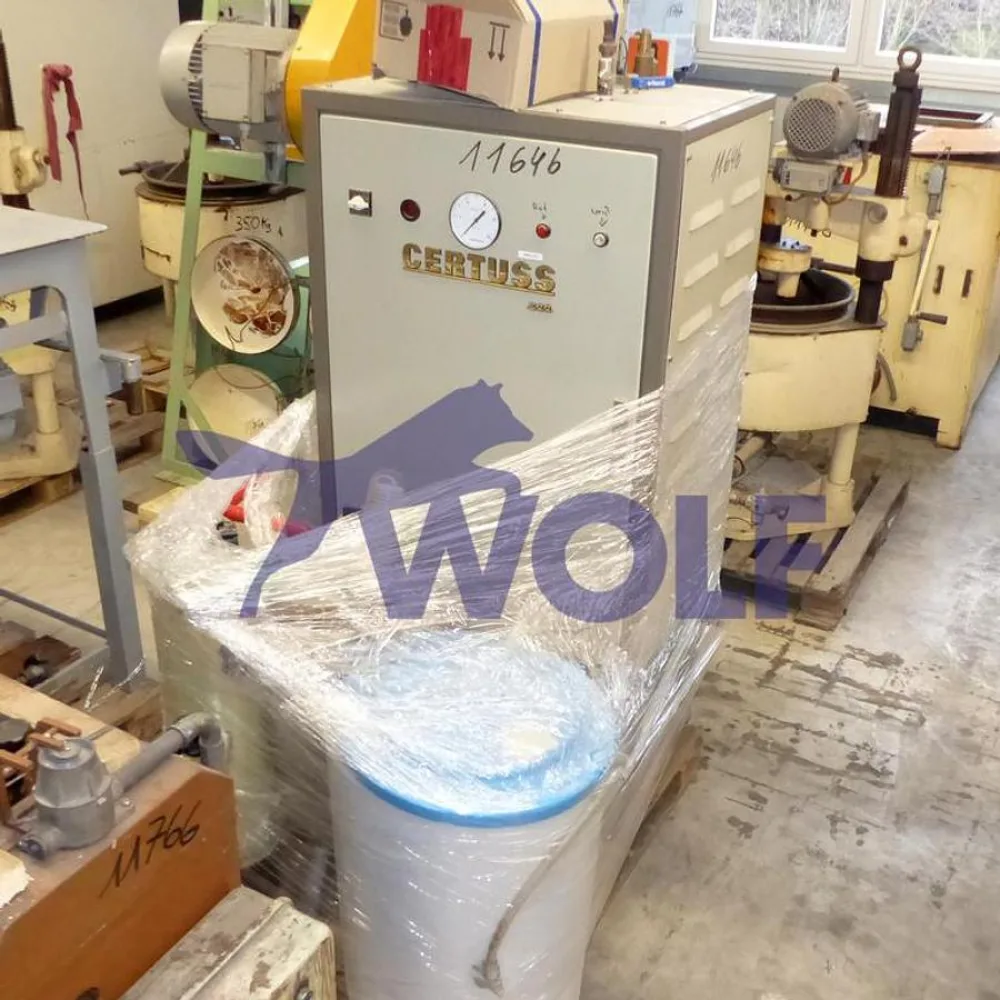 Dampferzeuger CERTUSS - Type E-22 für ca. 29 kg Dampf pro Stunde.