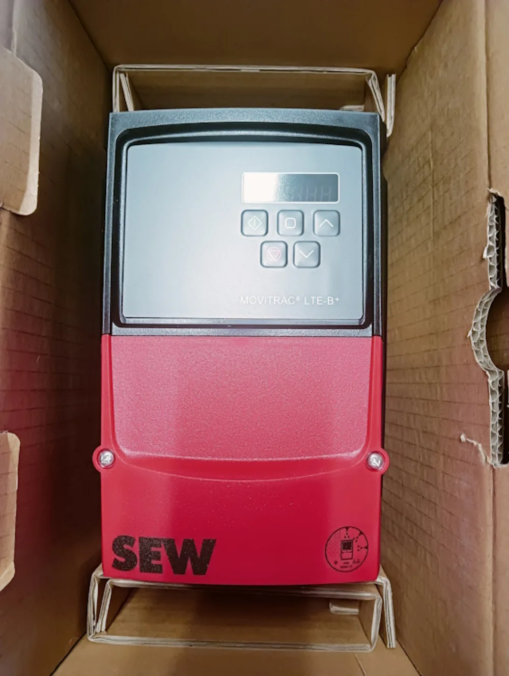 SEW Frequnezumrichter Movitrac LTE-B+ Nr. 18276024