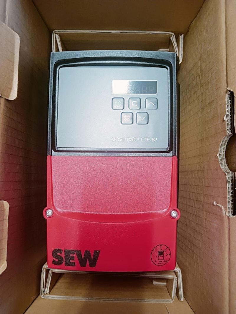 SEW Frequnezumrichter Movitrac LTE-B+ Nr. 18276024