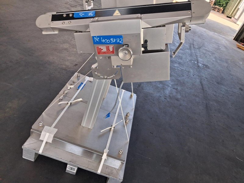 INOVA STS 1000 Zuführ- und Vereinzelungssystem