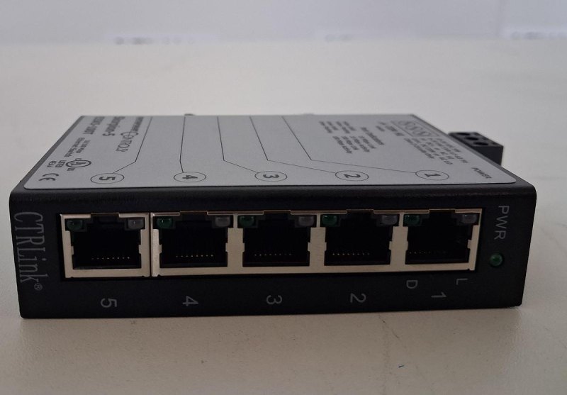 Contemporary Controls Skorpion-5 EISK5-100T Industrial Ethernet Switch
