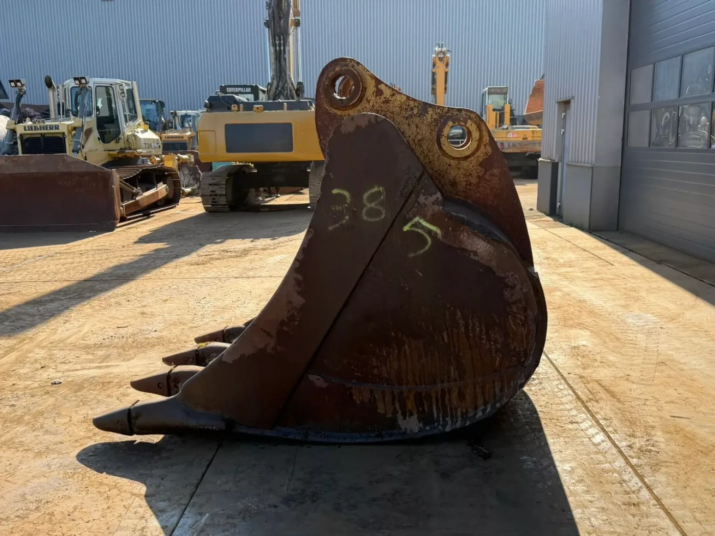 Excavator bucket 385 HH8 / 1800 - 6