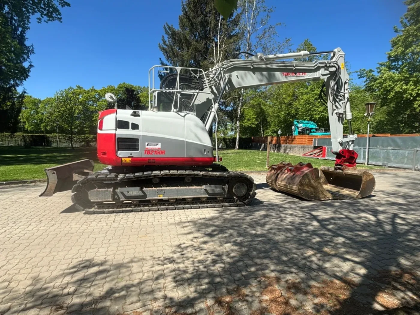 Takeuchi - TB 2150R - 6