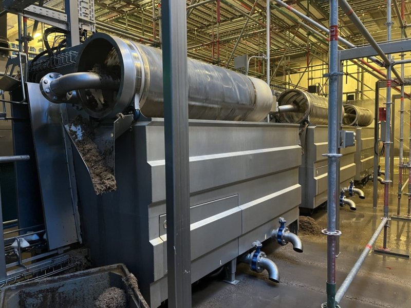 Live bird handling system, Linco