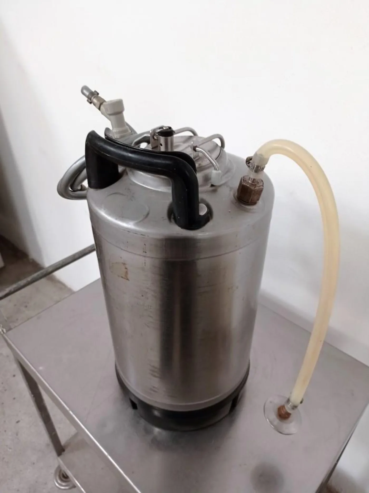 SERBATOIO MONTALIQUIDI – CORNELIUS – MOD. 11,35 L - 1