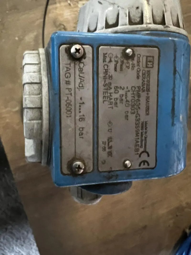 PRESSURE GAUGE C7064