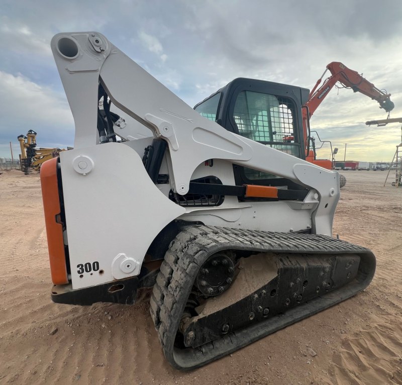 Joy 10SC32AB Shuttle Car