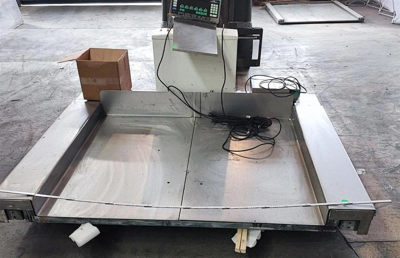 Mettler Toledo Bodenwaage KN1500G-4 bis 1500 Kg mit ID7xx Waage - 2