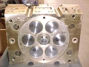 CYLINDER HEAD MTU MD 871 UM 1D