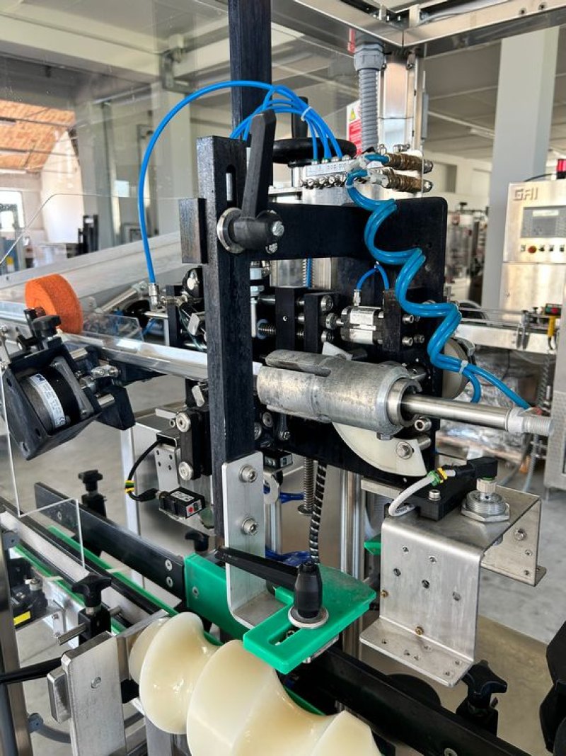 CAPSULE DISTRIBUTOR ROBINO E GALANDRINO, MODEL SUPERBLOC M 4, SECOND-HAND MACHINE