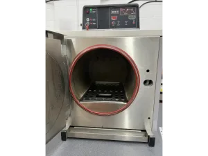 Boxer 200/40LR Autoclave