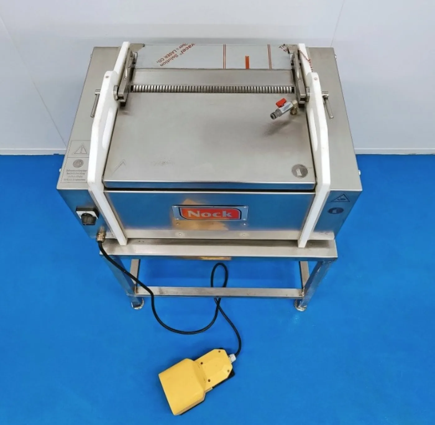 Nock Table Top Fish Skinner - 2