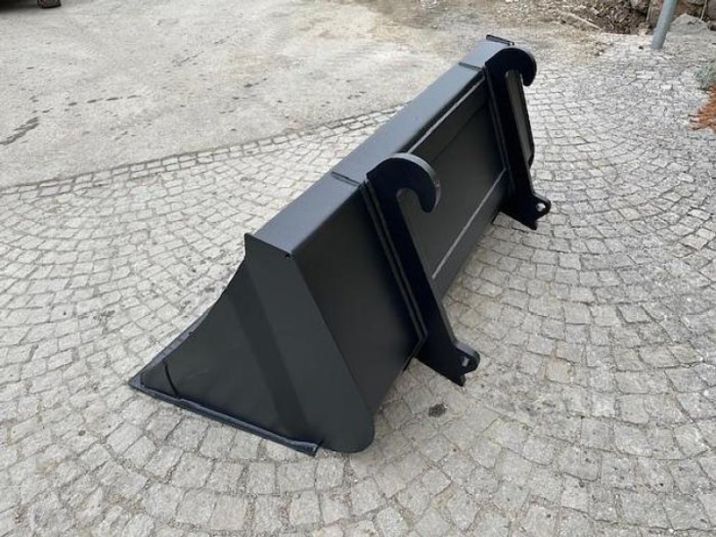 BIG Schwergutschaufel SUN 200 cm mit JCB Q fit Aufnahme