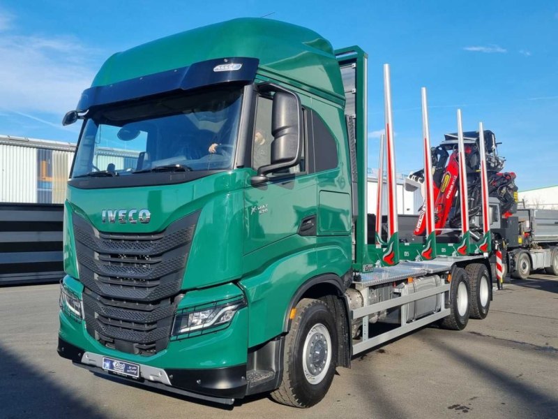Iveco X-Way AS300X57 Z/P HR ON- 6x4 (6x6 Hi Traction)