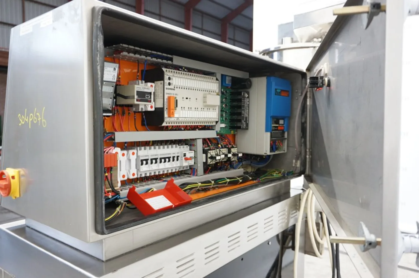 APV Products PGX 30 - Double screw extruder - 4