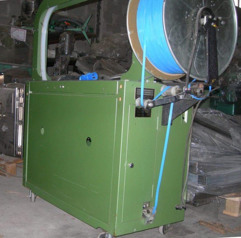 REGGIATRICE A POSTAZIONE FISSA – AKROPACK – MOD. AS-210