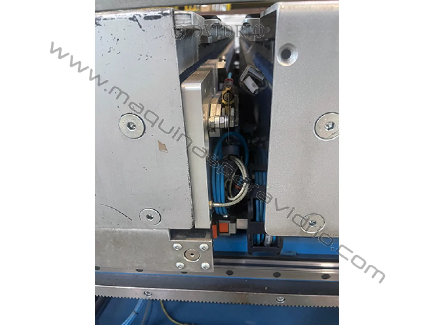 MESA DE CORTE COMBINADA PARA VIDRIO LAMINADO Y MONOLITICO MAVER - 6