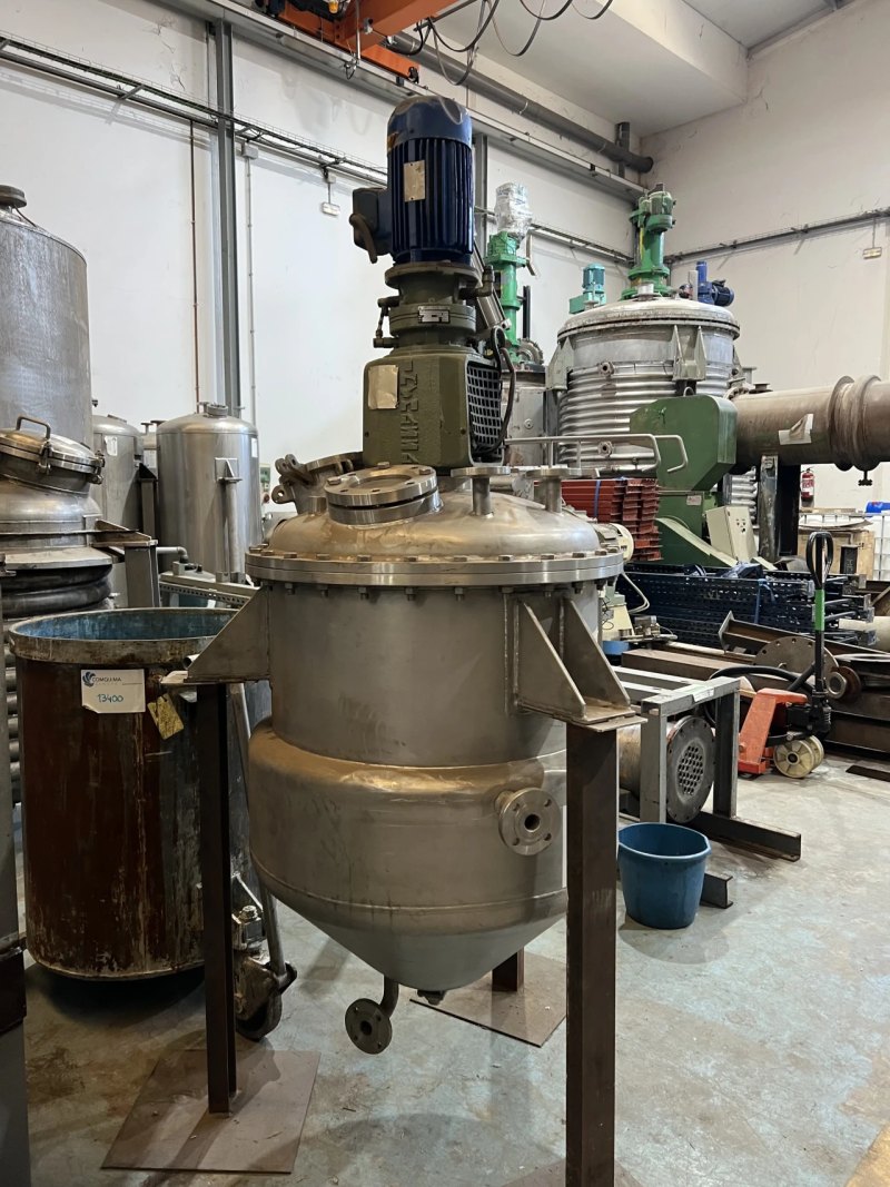 REACTOR AGUILAR Y SALAS STAINLESS STEEL 316 325 LITRES WITH JACKET AND AGITATION