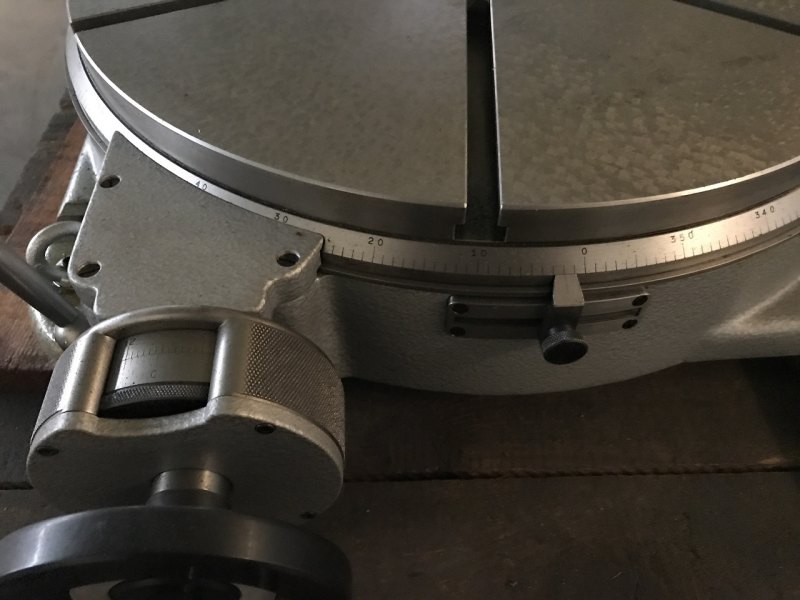 TABLE TOURNANTE “” TYPE 500 A 6 RAINURES T