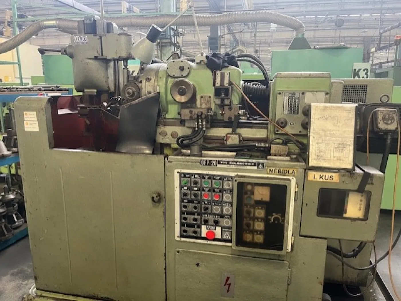 Vertical Gear Hobbing Machine TOS Čelákovice OFP 20 - 2