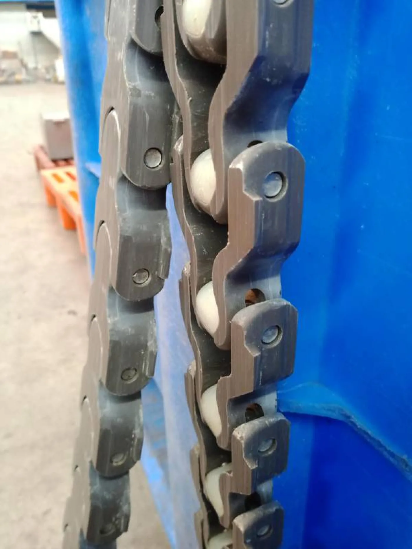 Chain plastic - 3