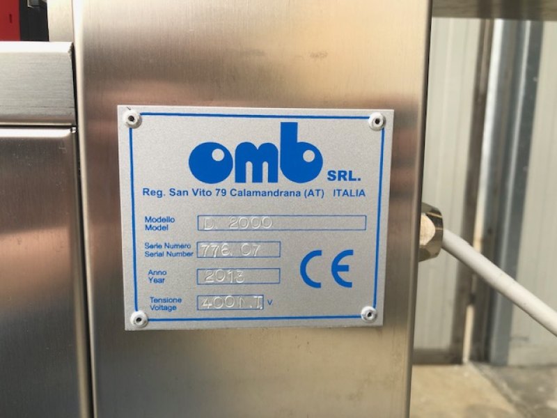 CAPSULE DISTRIBUTOR OMB, MODEL D 2000, YEAR 2013, SECOND-HAND MACHINE