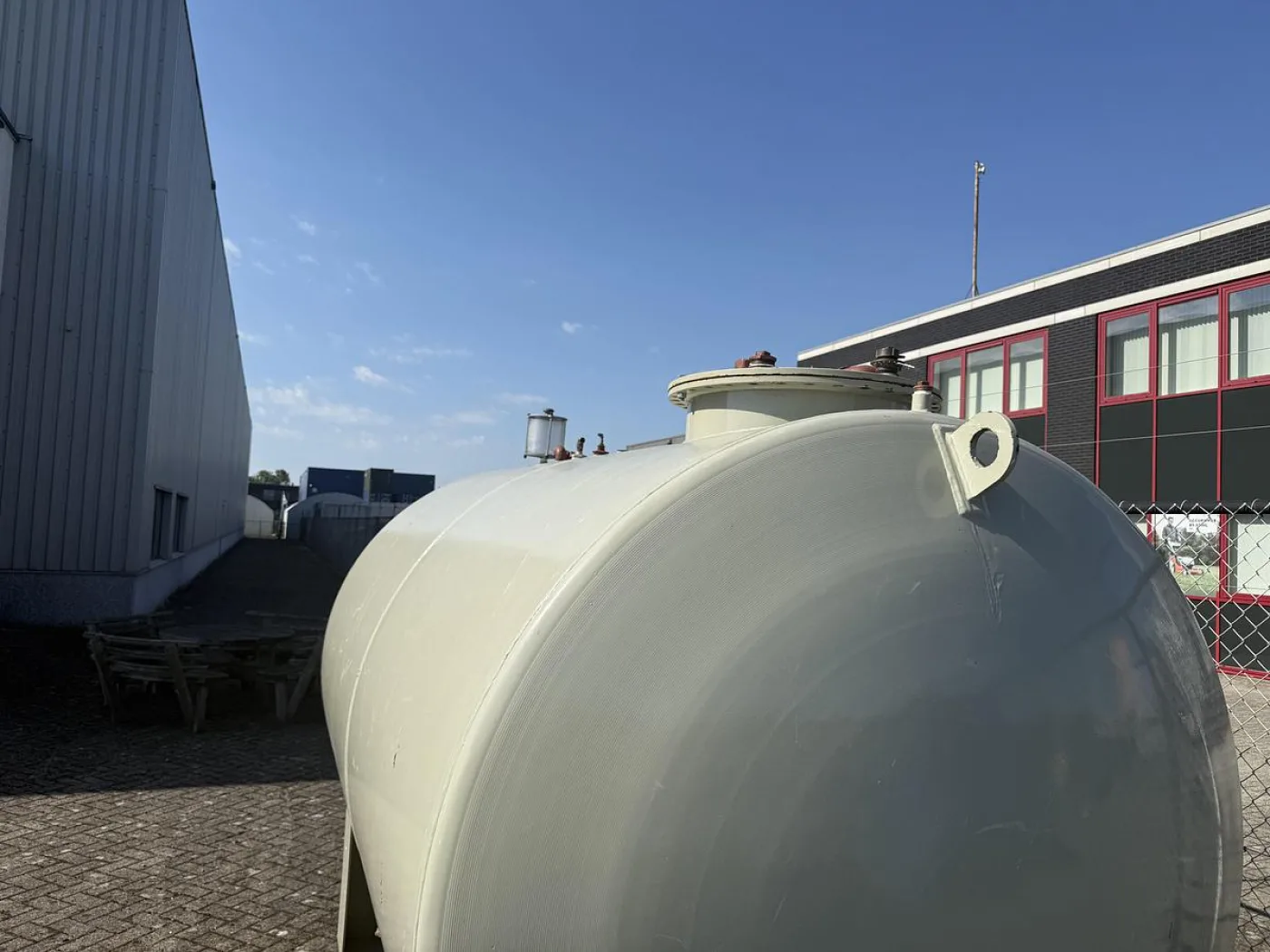 10,000-Liter Fuel Tank – OKTOBER 2025 - Certified – Excellent Condition - 4
