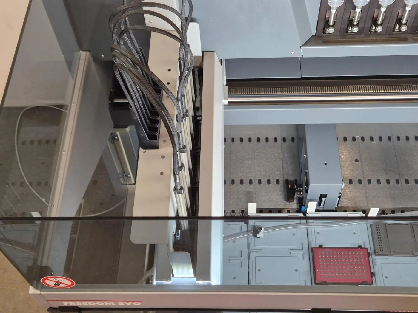 Tecan Freedom Evo-2 150 Robotic liquid handling workstation - 5