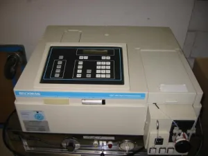 Beckmann DU-64 Photometer