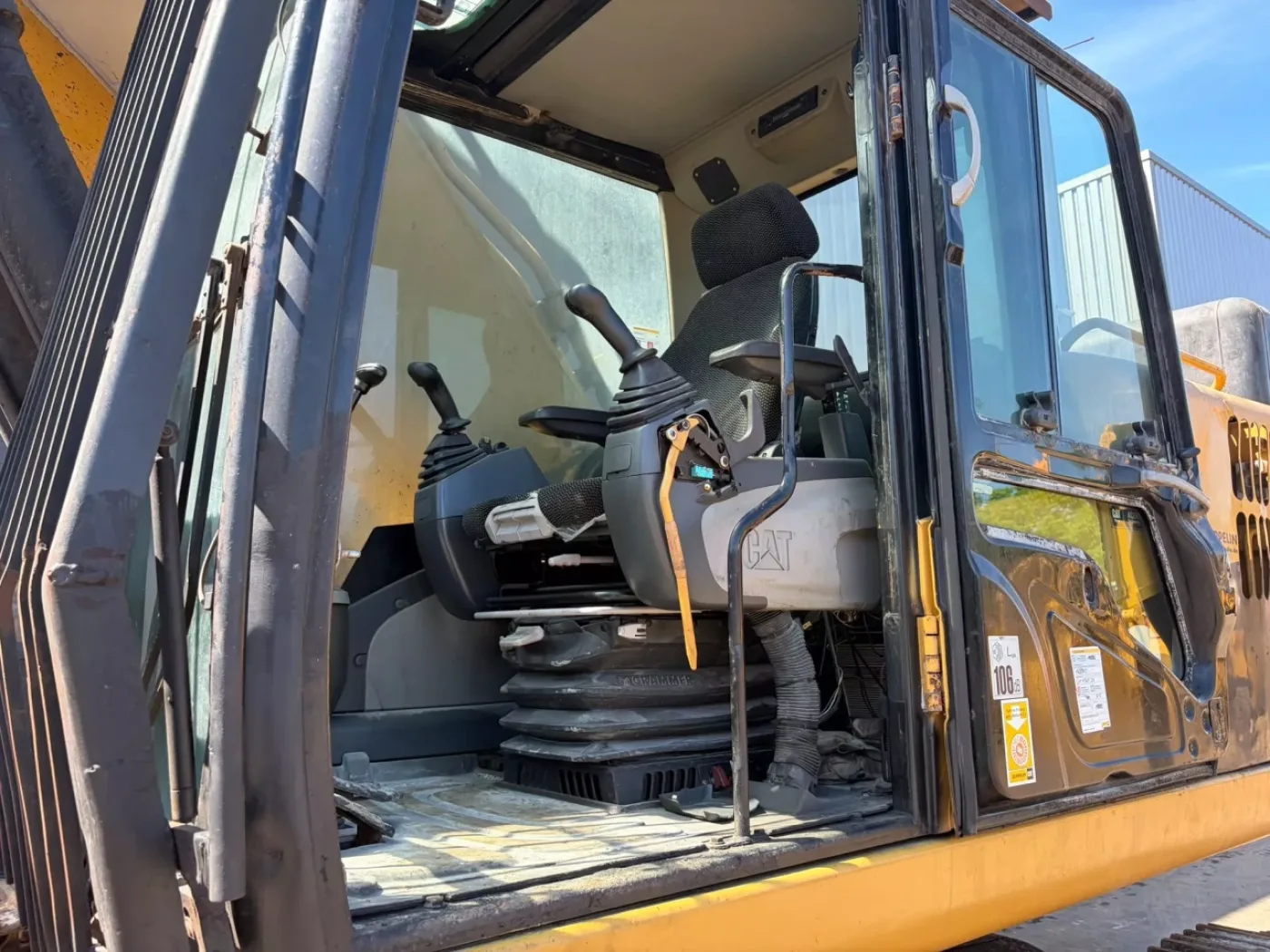 Caterpillar 345CL - 8