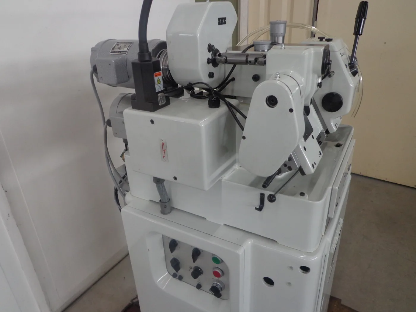 MACHINE A TAILLER WAHLI W-90 - 3
