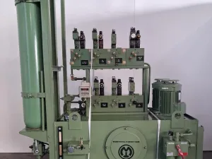 Hydraulikaggregat mit Steuerblocksystem