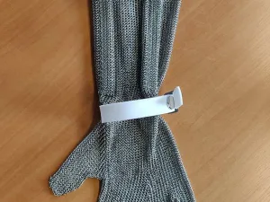 Stainless steel safety glove, long cuff, S