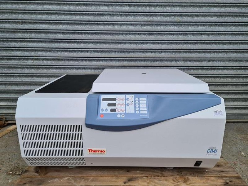 Thermo Electron Corporation CR 4i Refrigerated Centrifuge