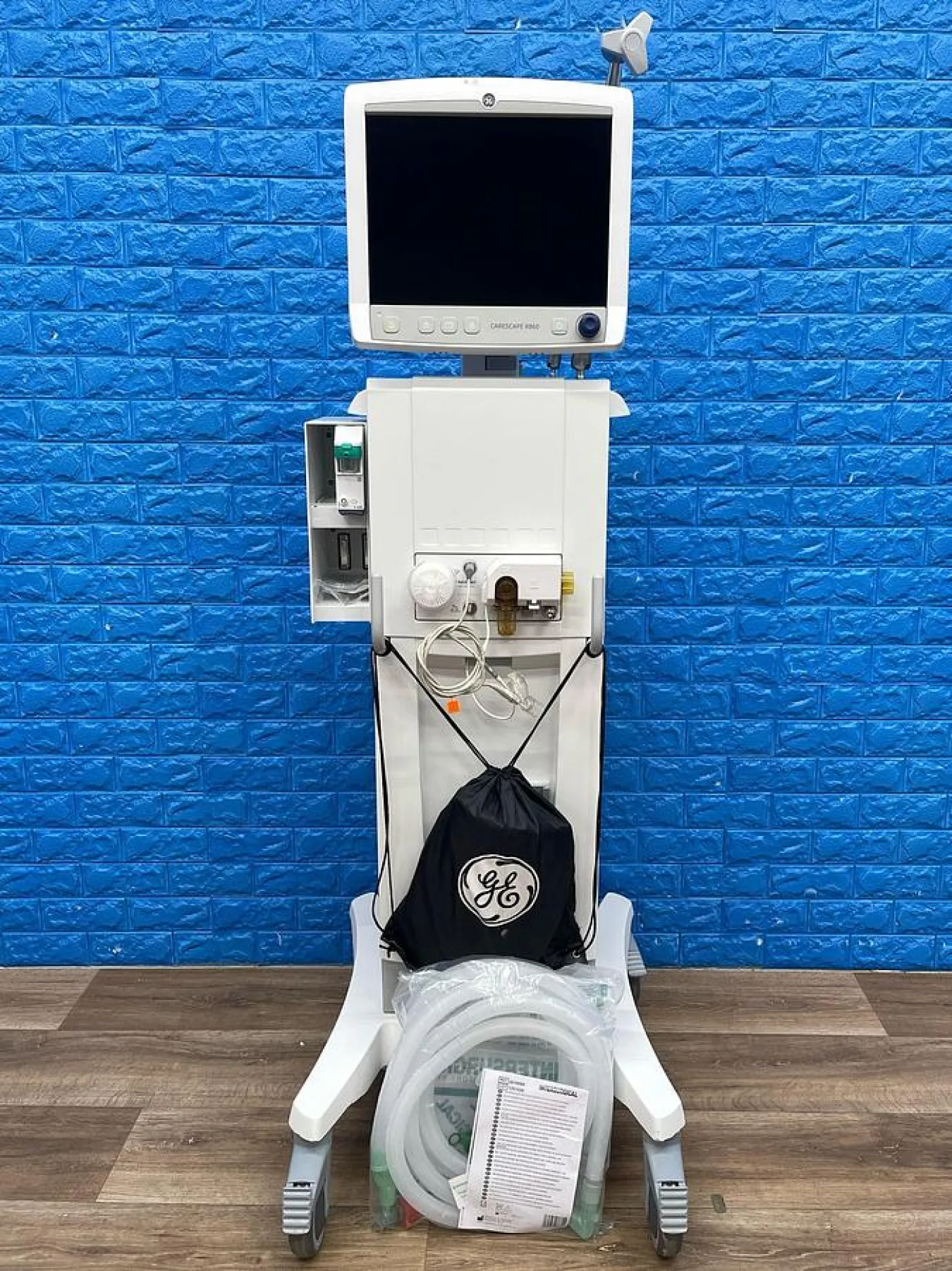 GE R860 Ventilator HR: 10203 YOM: 2020 - 3