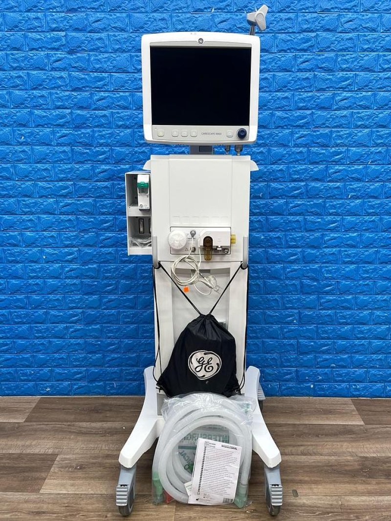 GE R860 Ventilator HR: 10203 YOM: 2020