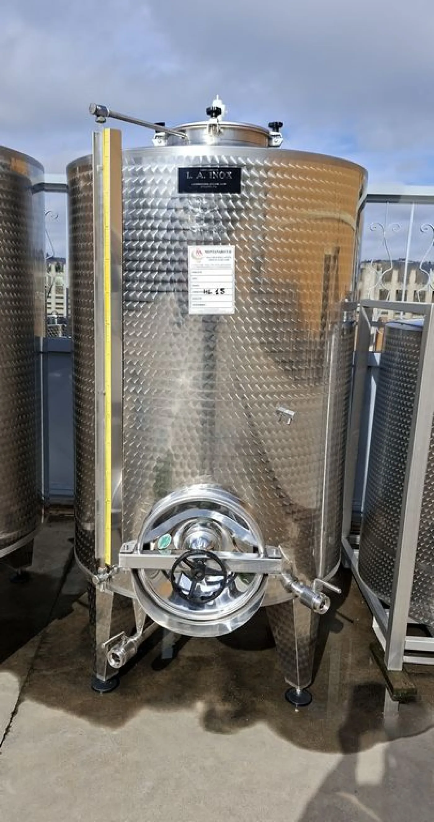 STAINLESS STEEL TANK L.A. INOX, CAPACITY 1500 LITERS, STORAGE/VINIFICATION MODEL CONICAL BOTTOM, SECON HAND EQUIPMENT - 1