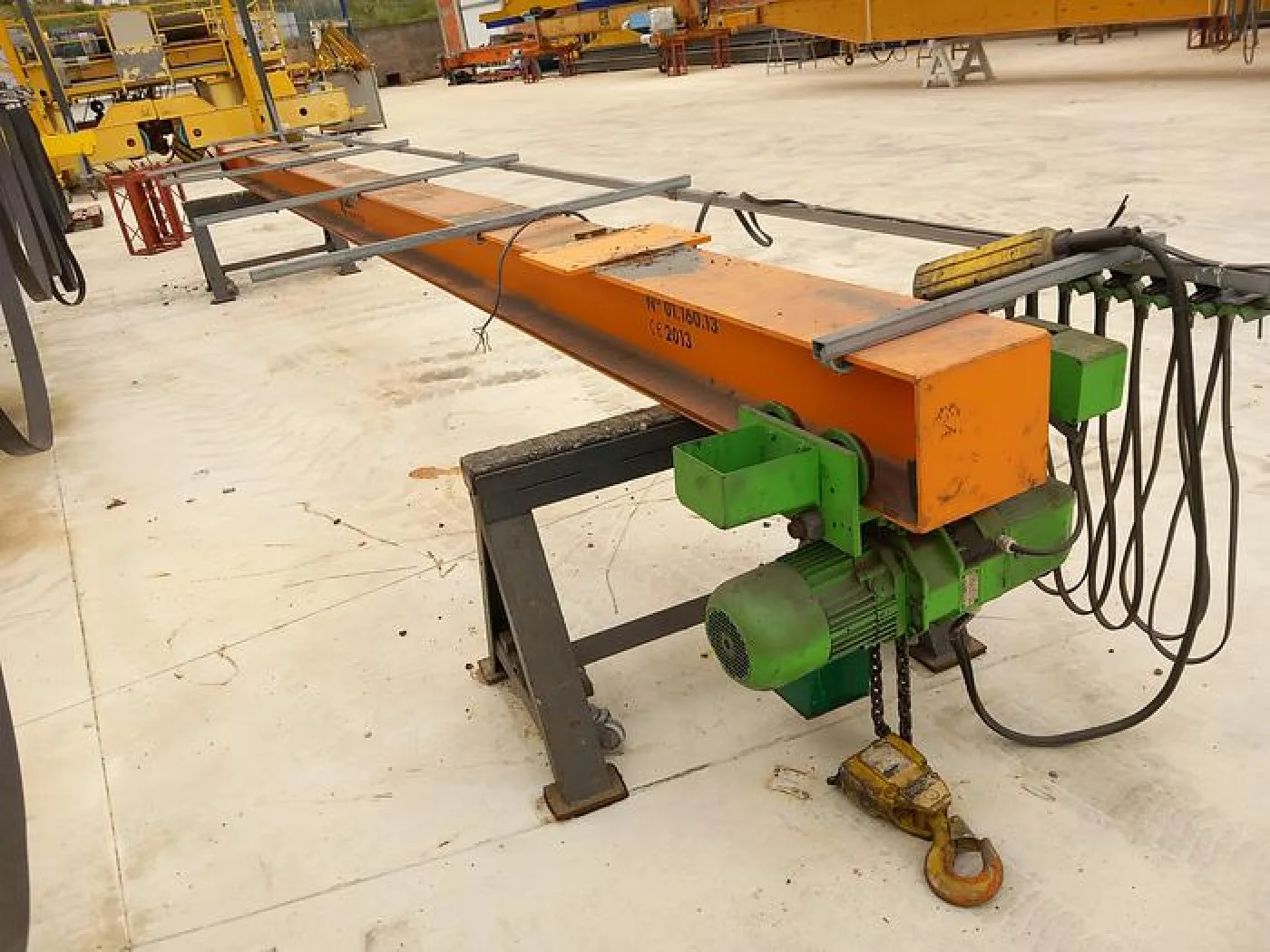 Ponte fixa com guincho de 2 ton 8,5 metros - 1