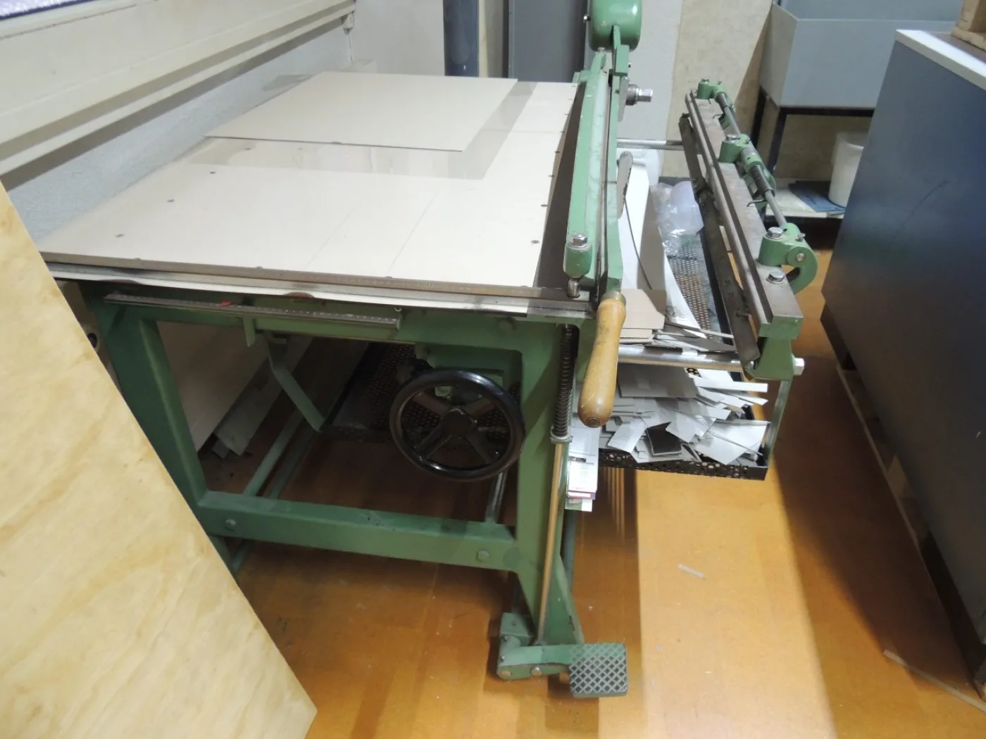 Cisaille à papier et carton CMC - 2