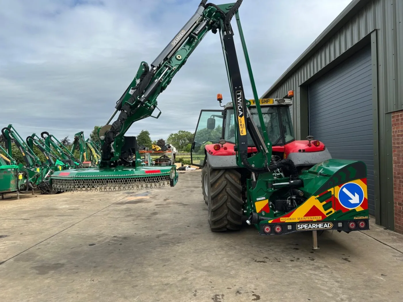 Spearhead Twiga VFRT72 Pro Hedgecutter - 6
