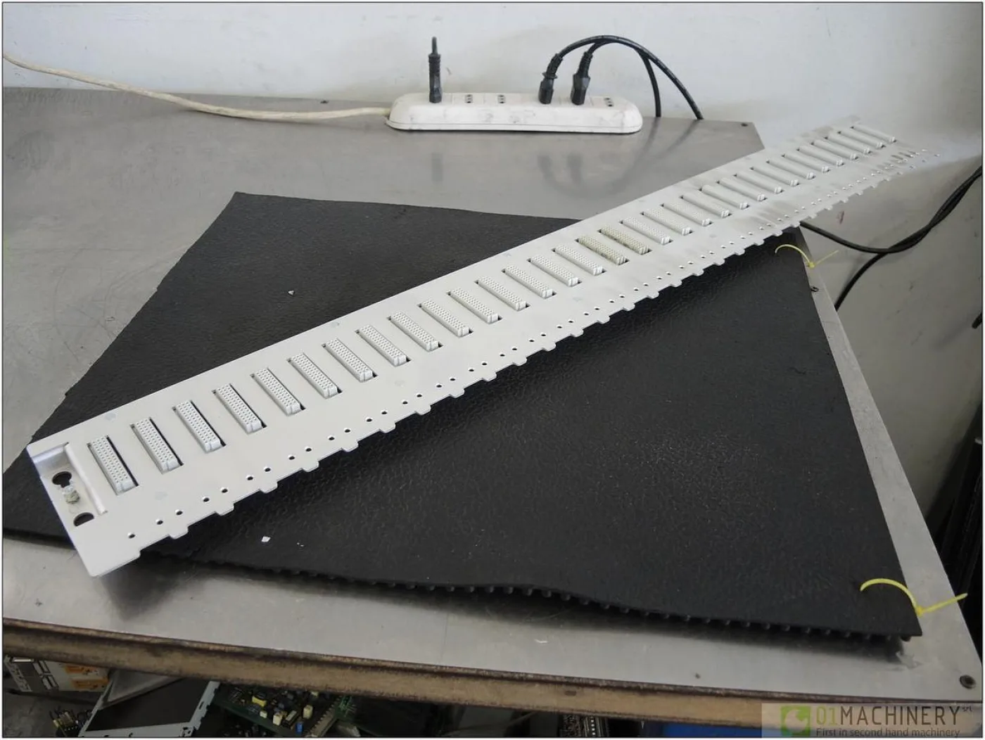 2010 MOOG IMI220-499A032 AI2567 - 2