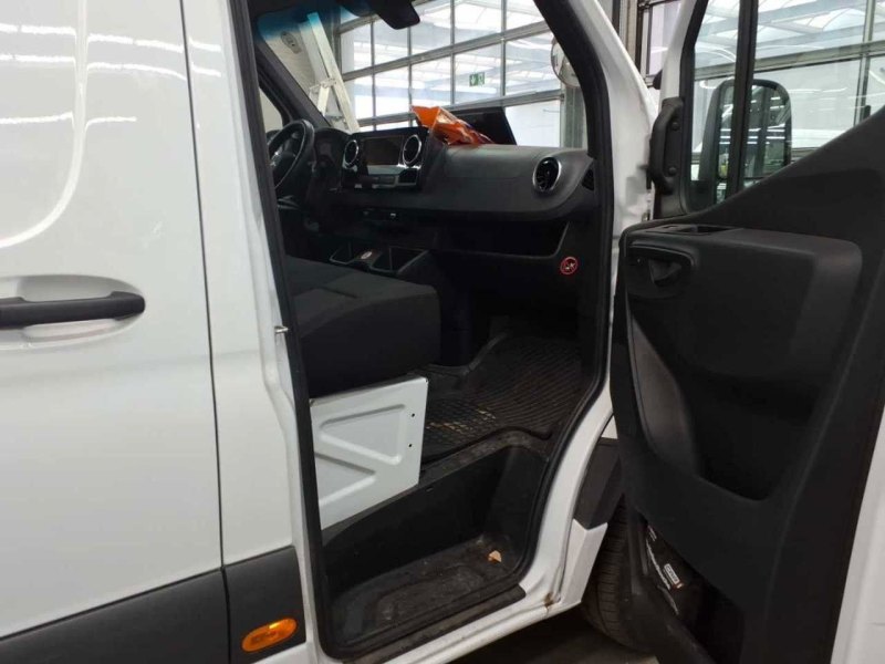 Mercedes Benz Sprinter 317 CDI 9G 4325 Air Conditioning Camera SHZ