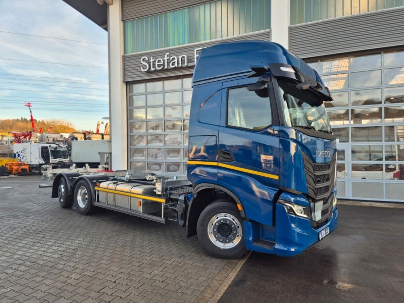 Iveco AS260S50Y/FS CM 6x2-4 BDF Standklima 2xAHK Cam