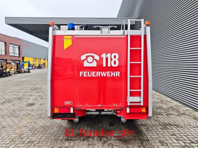 Mercedes-Benz 814 DA 4x4 Manual Gerbox Service books!