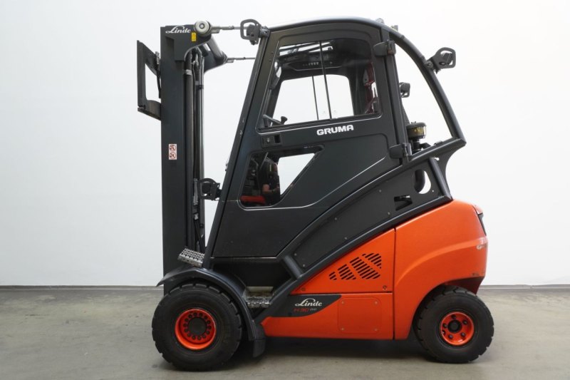 Frontstapler Linde H 30 D (3B) EVO 393-02 (2019)